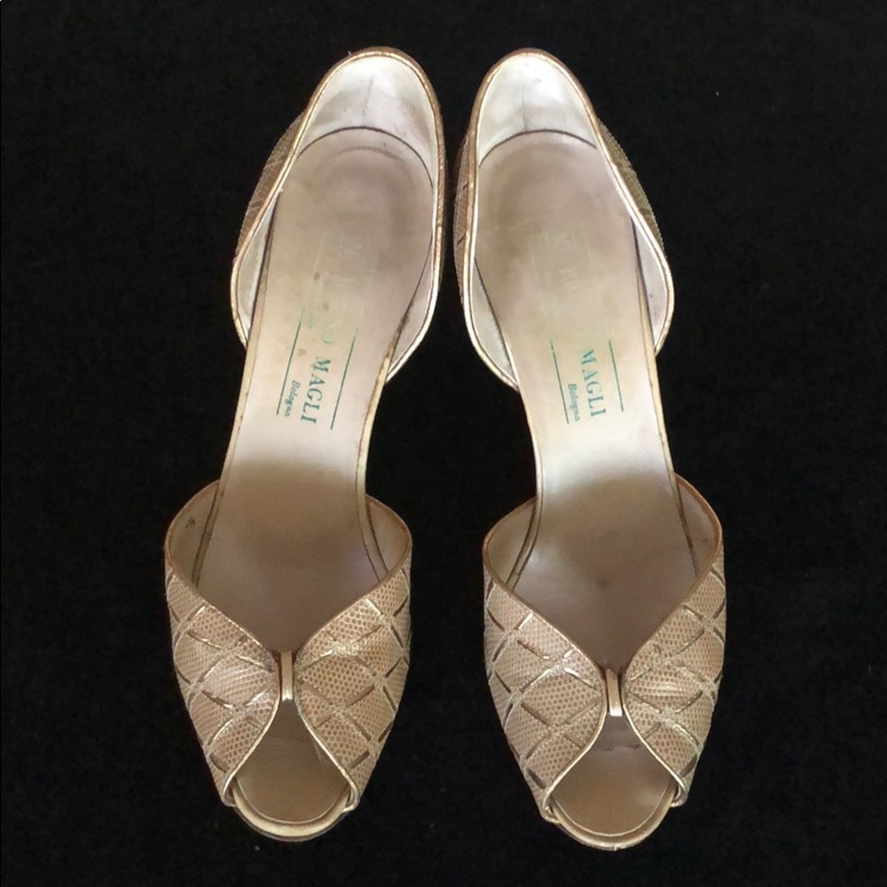 Bruno Magli Tan Italian Leather Pumps